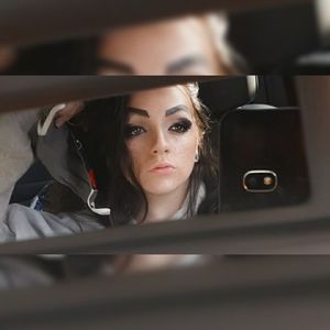 Meet your Posher, Devin